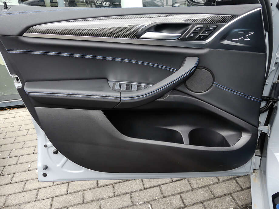 BMW X3 (Bild 12/15)