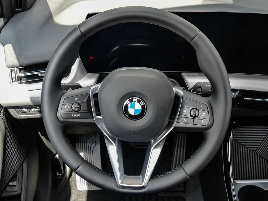 BMW 218 Active Tourer (Bild 7/14)