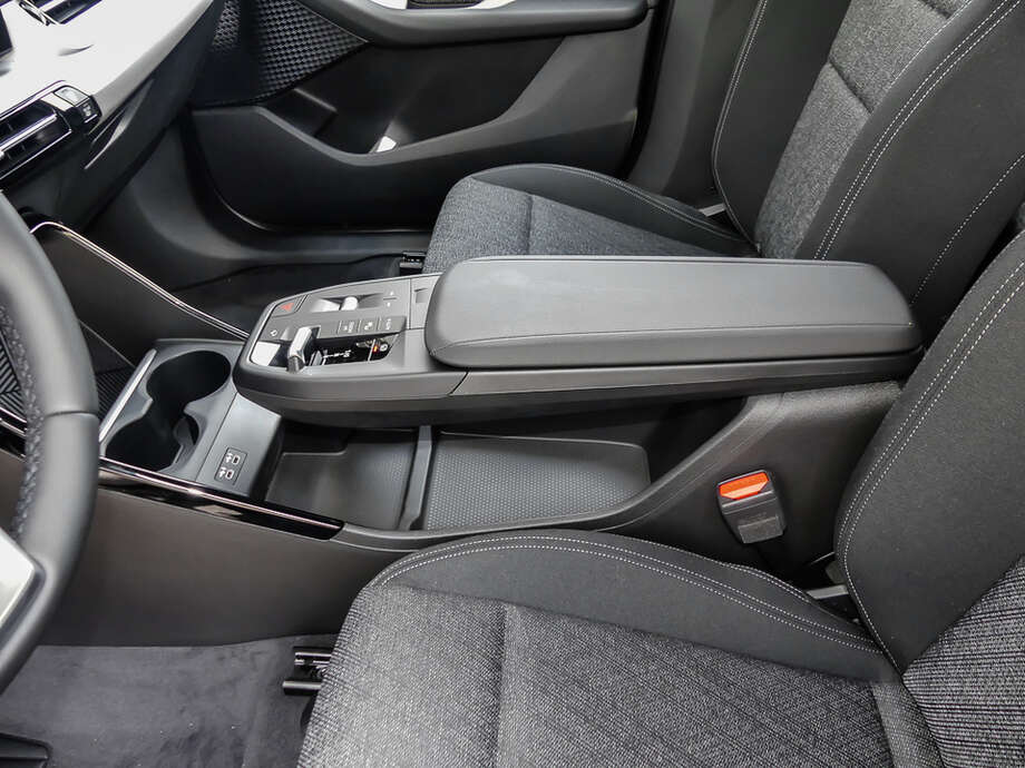BMW 218 Active Tourer (Bild 11/14)