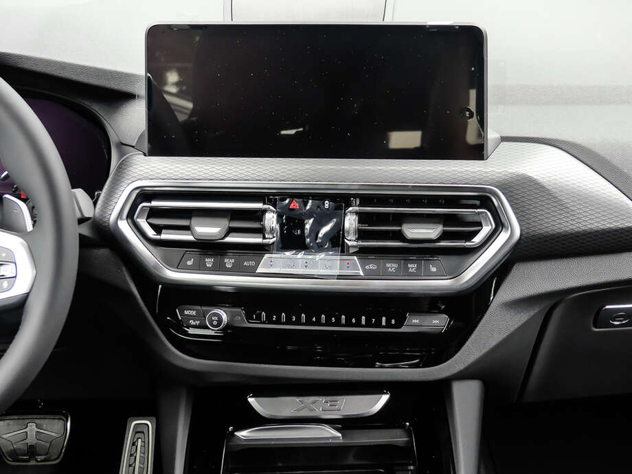 BMW X3 (Bild 9/15)