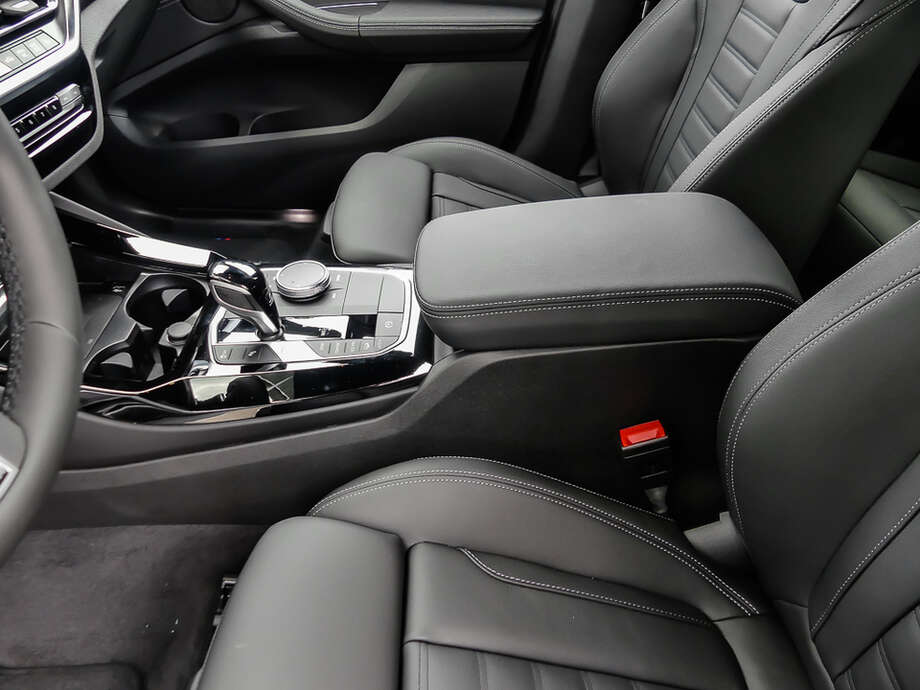 BMW X3 (Bild 12/15)