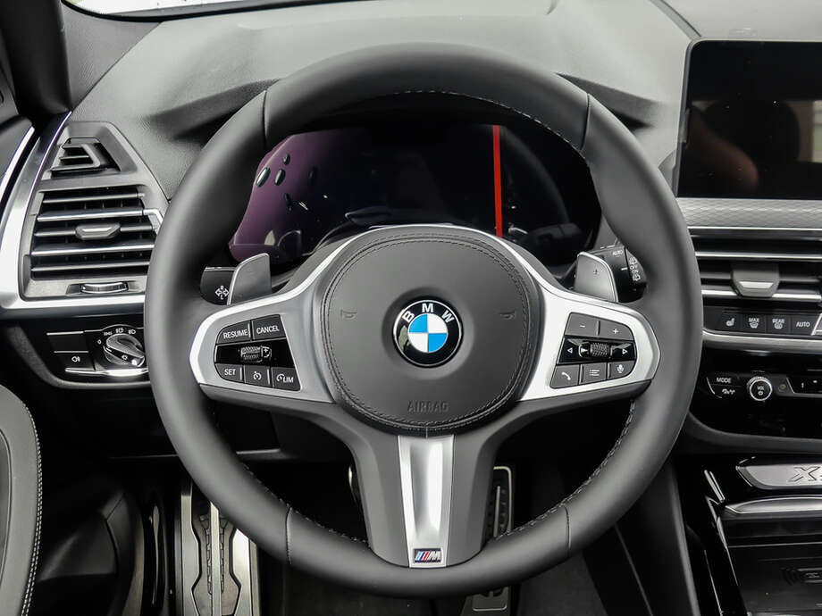 BMW X3 (Bild 8/15)