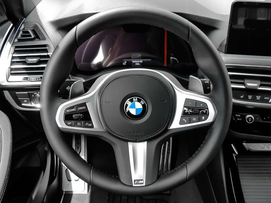 BMW X3 (Bild 8/13)