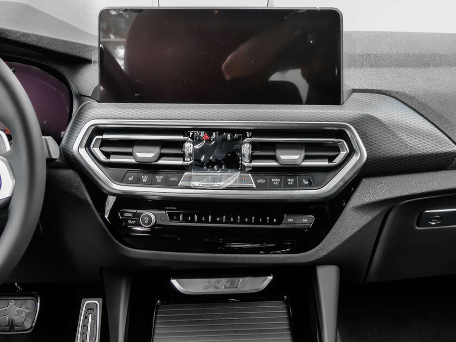 BMW X3 (Bild 9/13)