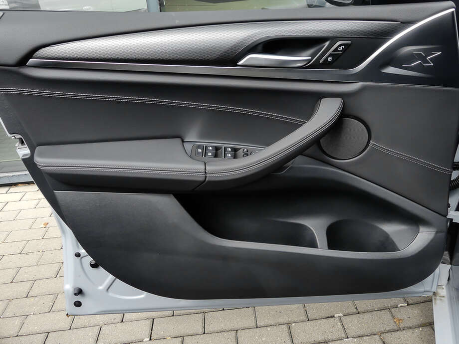 BMW X3 (Bild 13/15)