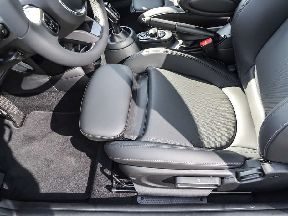 MINI Cooper Cabrio (Bild 12/16)