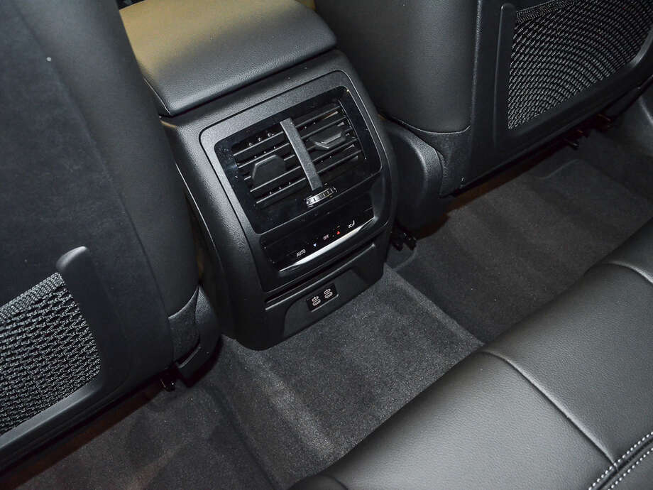 BMW X3 (Bild 15/19)