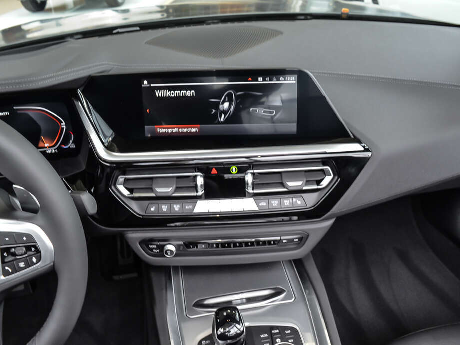 BMW Z4 (Bild 16/17)