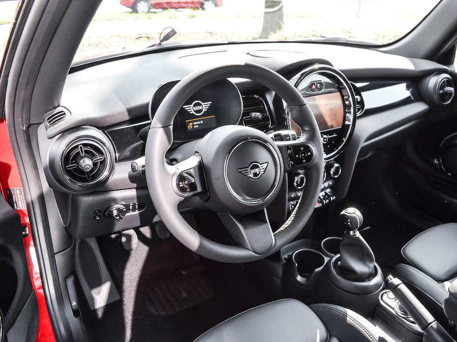 MINI Cooper (Bild 5/15)