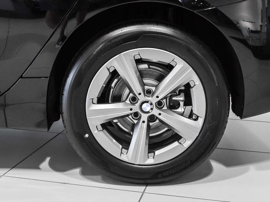 BMW 218 Active Tourer (Bild 3/16)