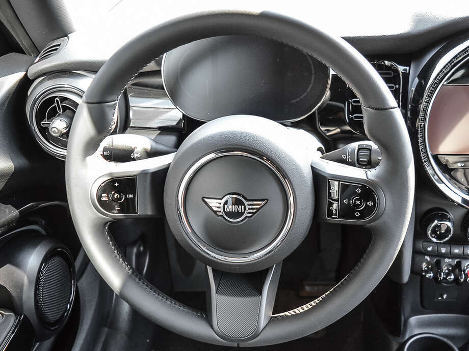 MINI Cooper (Bild 7/15)