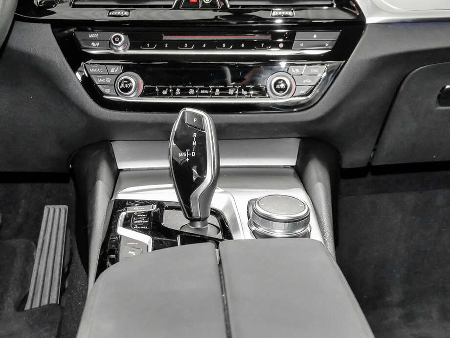 BMW 530e iPerformance (Bild 11/15)