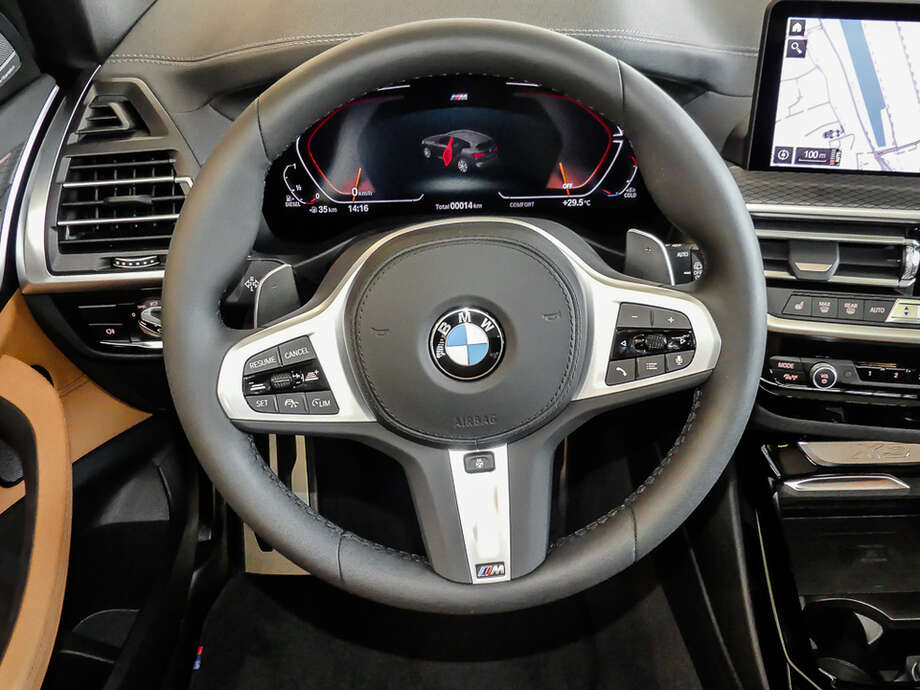 BMW X3 (Bild 8/15)