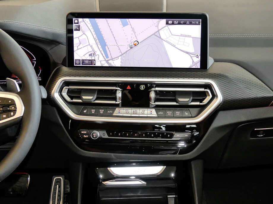 BMW X3 (Bild 9/15)