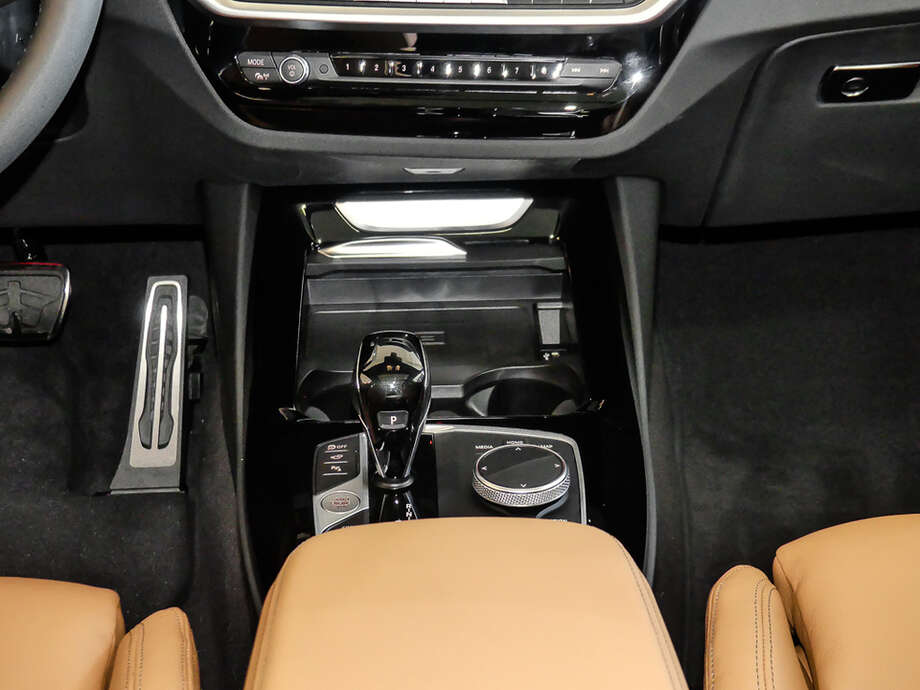 BMW X3 (Bild 10/15)