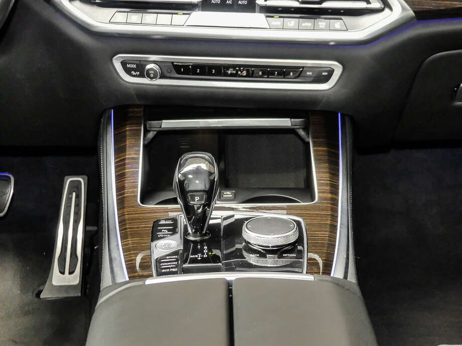BMW X5 (Bild 13/15)