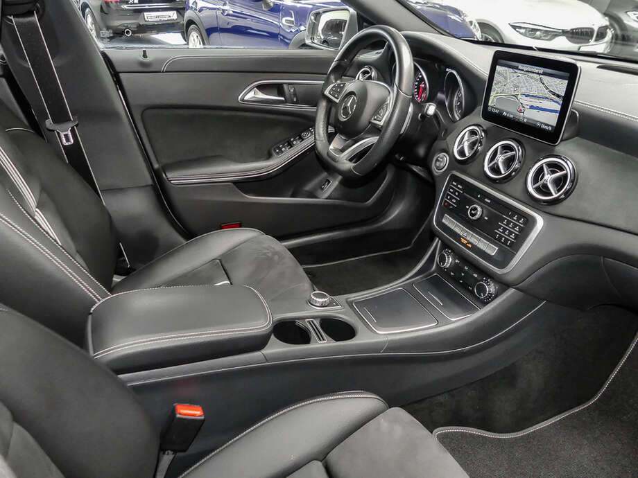 Mercedes-Benz CLA 200 Shooting Brake (Bild 8/15)