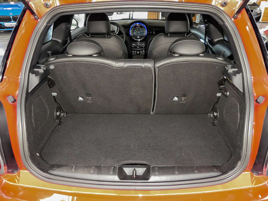 MINI Cooper (Bild 14/15)