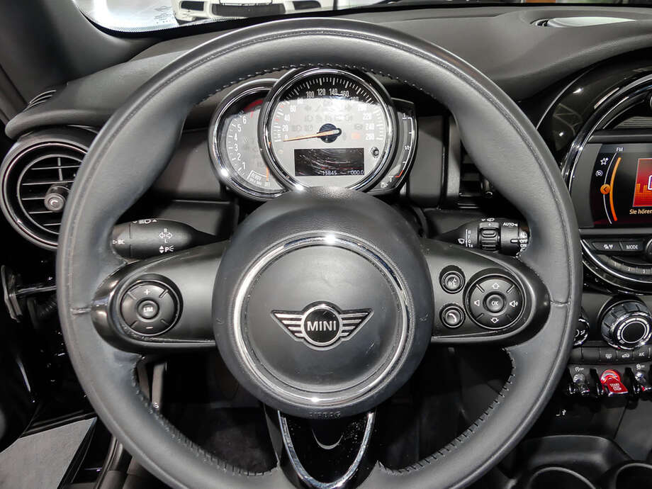MINI One (Bild 9/15)