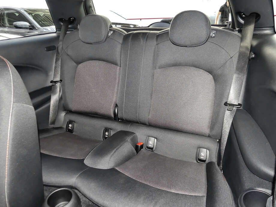 MINI One (Bild 14/15)