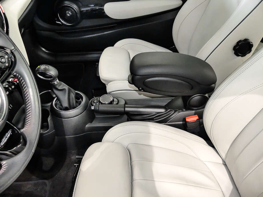 MINI Cooper (Bild 12/15)