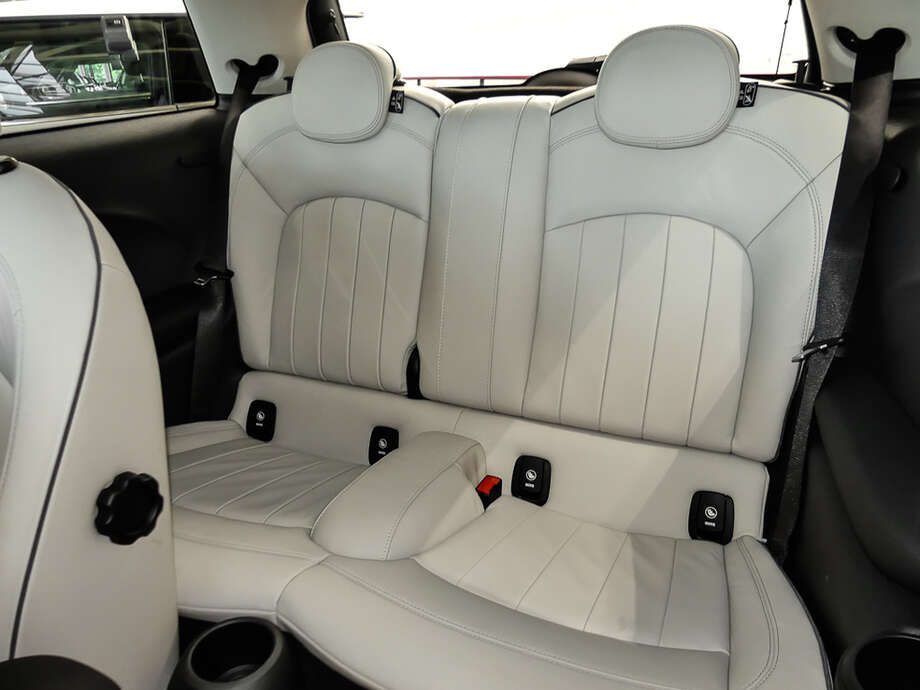 MINI Cooper (Bild 14/15)