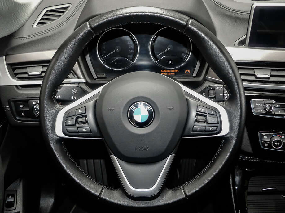 BMW X1 (Bild 10/15)