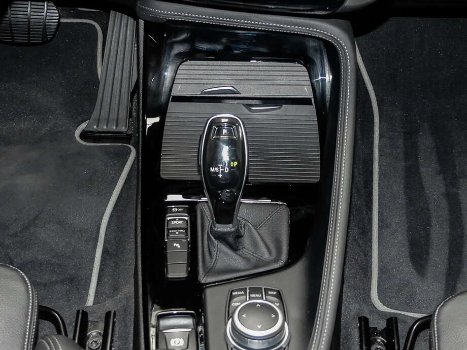 BMW X1 (Bild 12/15)