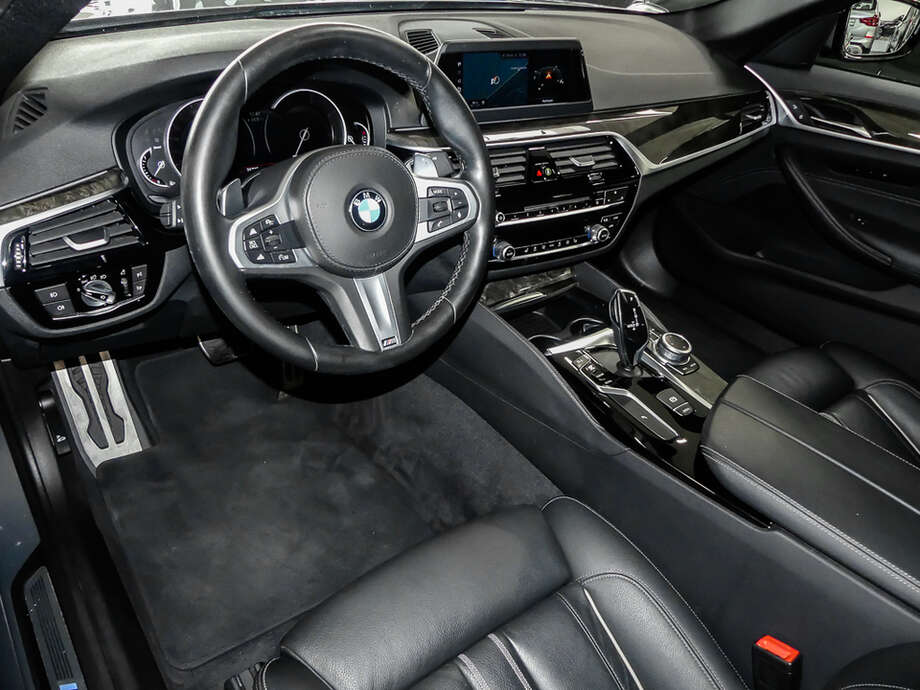 BMW 520d (Bild 6/15)
