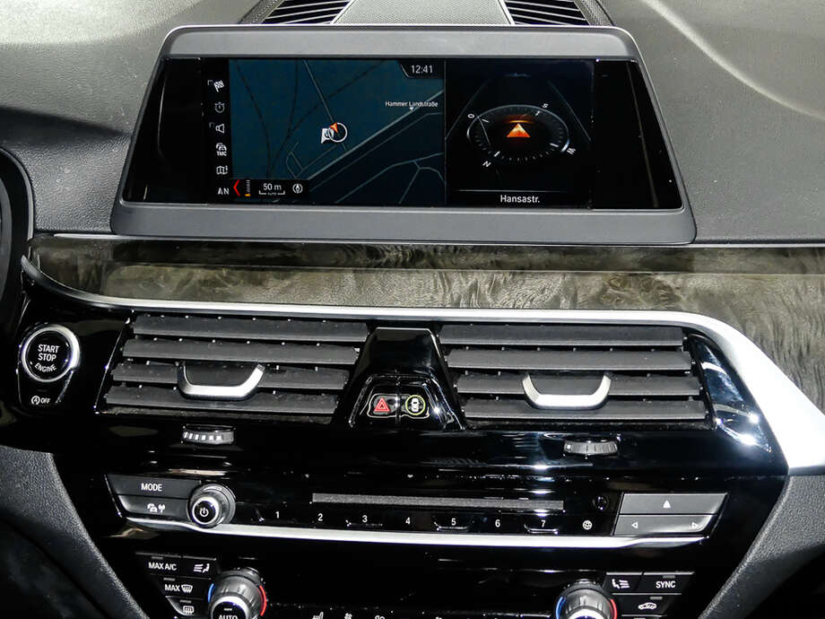BMW 520d (Bild 9/15)