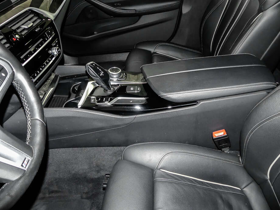 BMW 520d (Bild 12/15)
