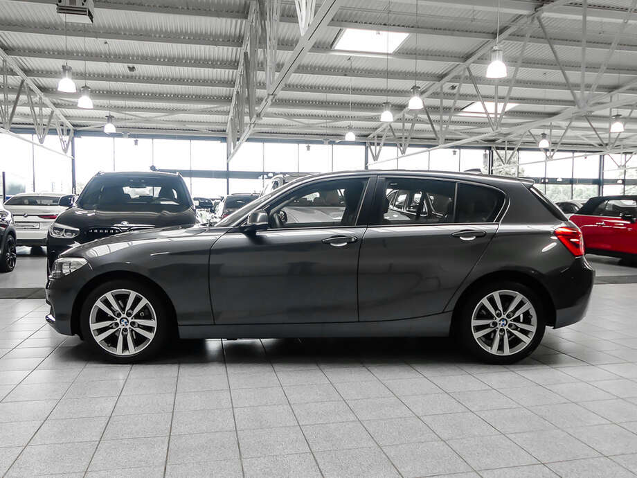BMW 120i (Bild 4/15)