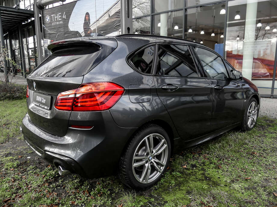BMW 218 Active Tourer (Bild 2/19)