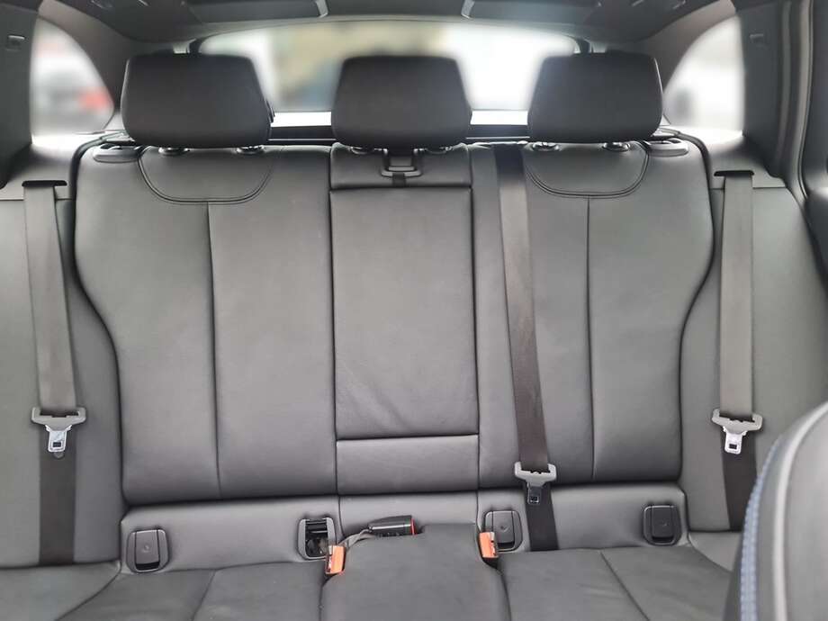 BMW 320d (Bild 19/24)