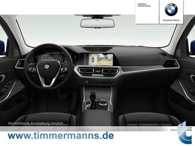 BMW 320d (Bild 4/18)