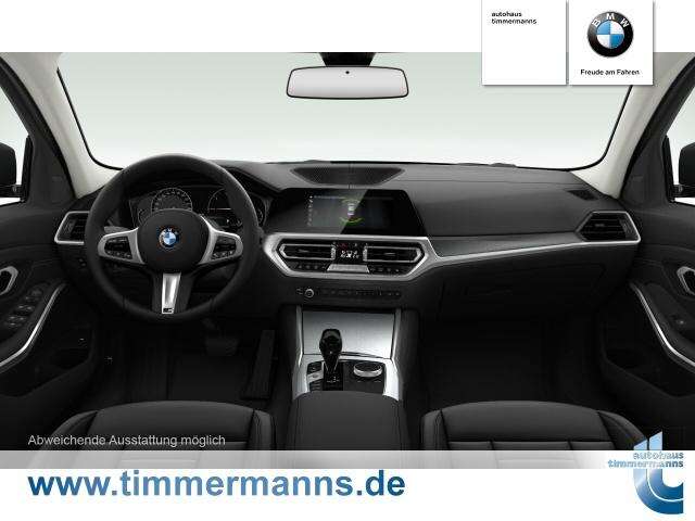 BMW 330i (Bild 4/5)