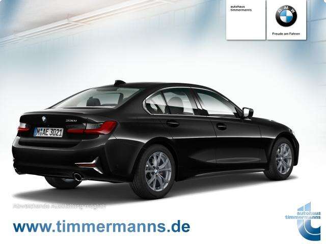 BMW 330i (Bild 5/5)