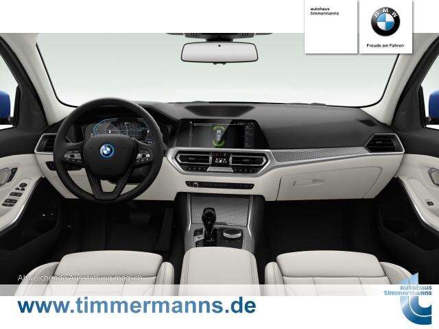 BMW 330e (Bild 4/5)
