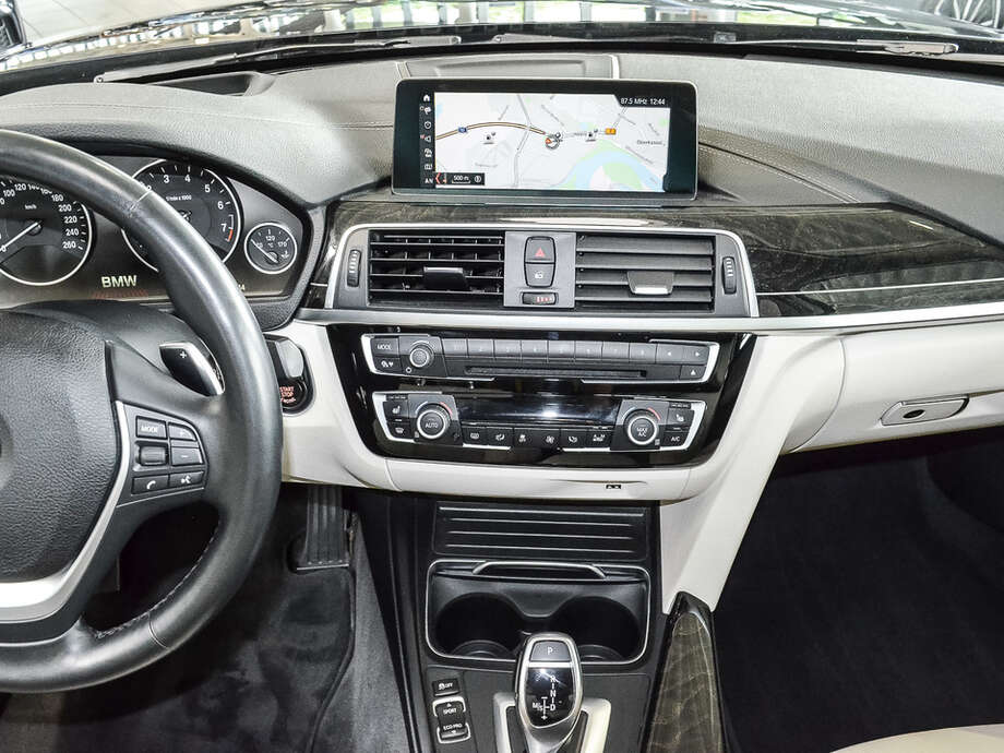 BMW 440i xDrive Gran Coupe Luxury Line (Bild 11/19)