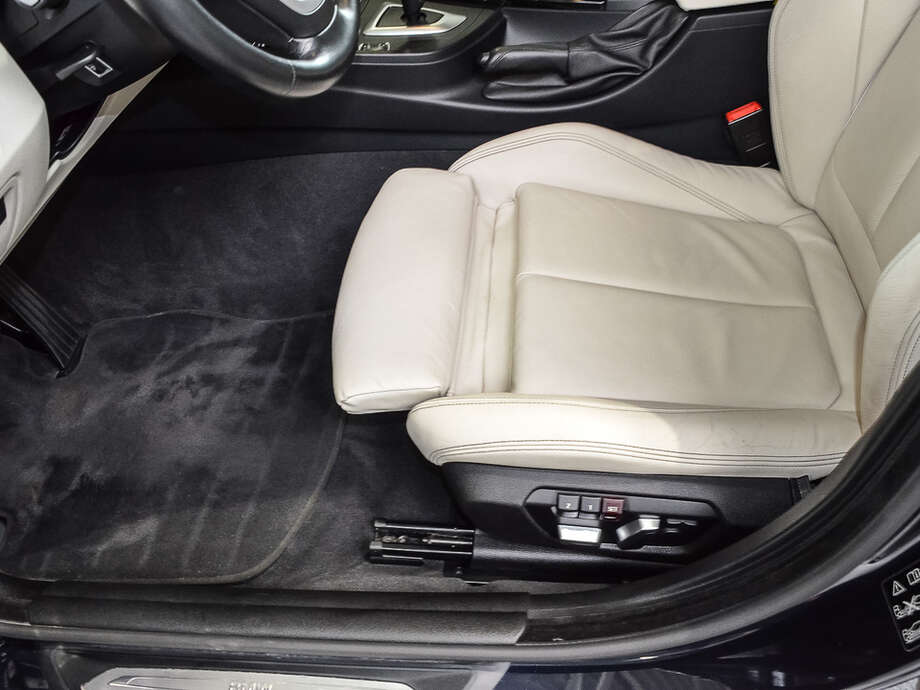 BMW 440i xDrive Gran Coupe Luxury Line (Bild 15/19)