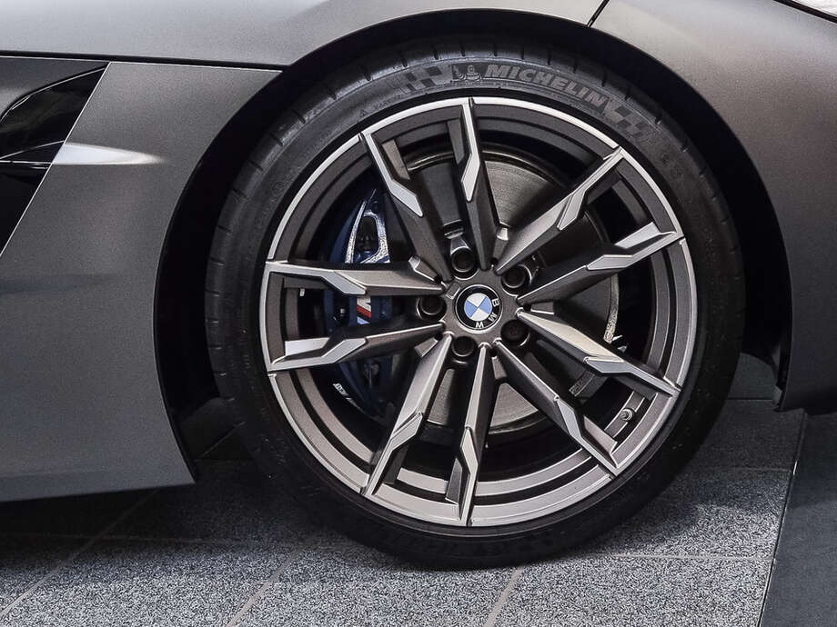 BMW Z4 (Bild 6/18)